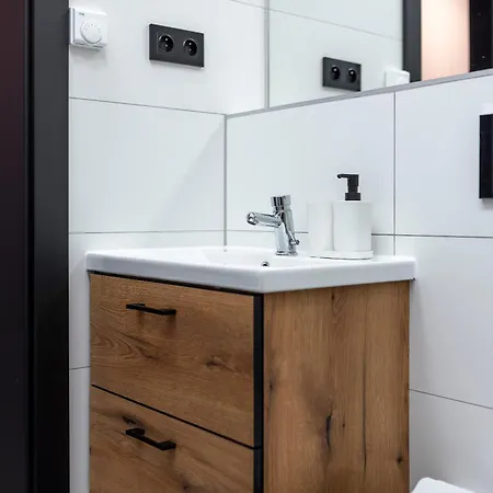 דירה Przystanek Karkonosz שצ'קלארסקה פוראובה